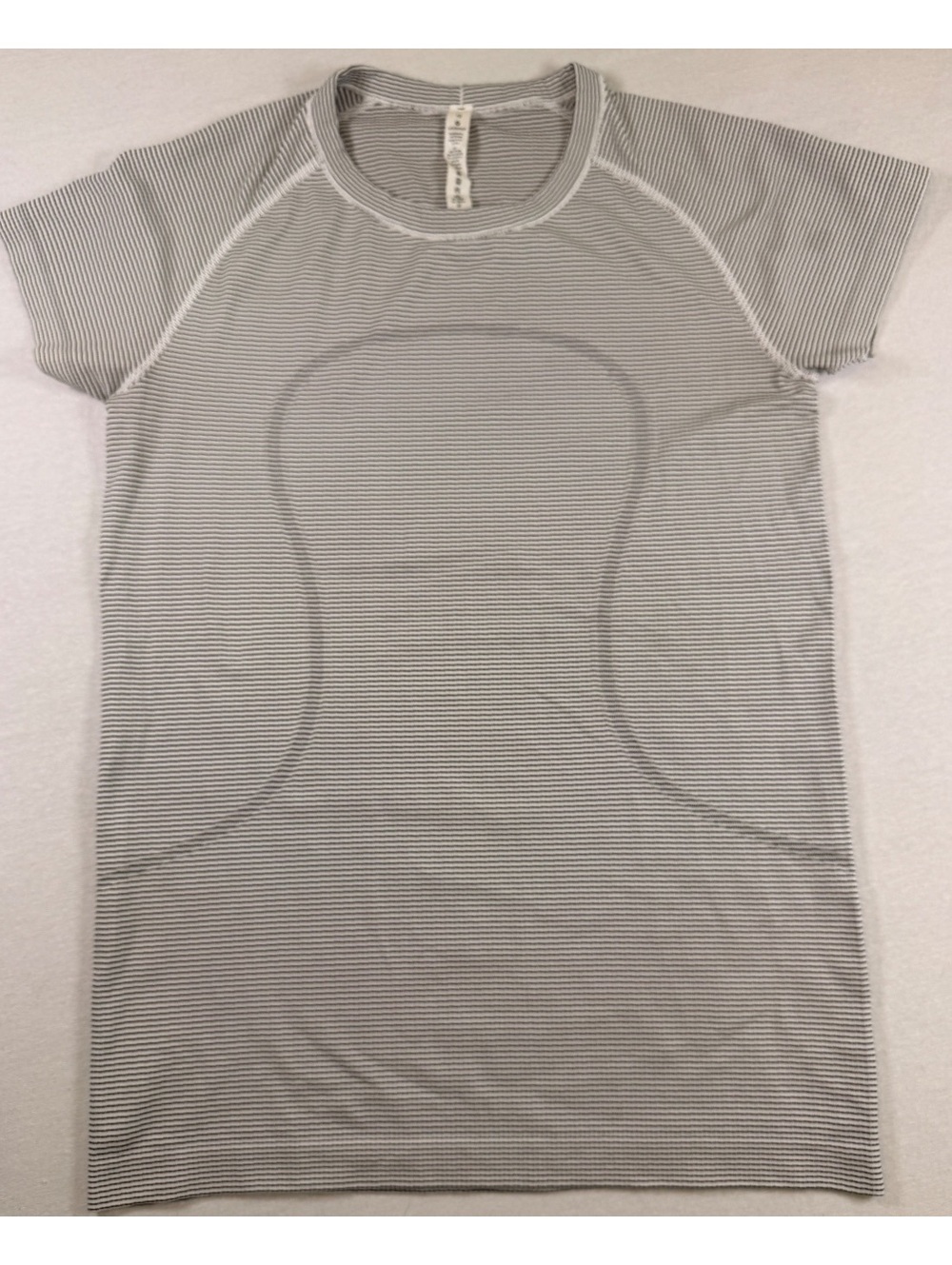 Lululemon Swiftly Tech Short Sleeve Crew Womens Size 10 Stripe
